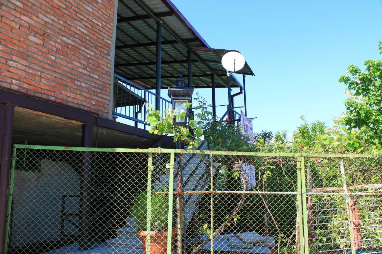 Guest House Shota Signagi Exterior foto